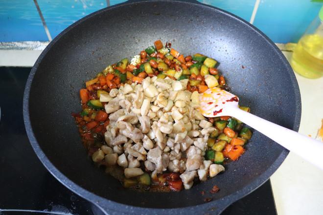 家庭版宮保雞丁的做法-家常味炒菜譜-易網(wǎng)健康養(yǎng)生網(wǎng) 家庭版宮保雞丁的做法-家常味炒菜譜