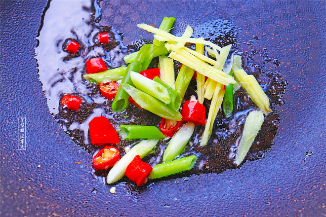 酒蒸花蛤的做法-咸鮮味蒸菜譜-易網(wǎng)健康養(yǎng)生網(wǎng) 酒蒸花蛤的做法-咸鮮味蒸菜譜