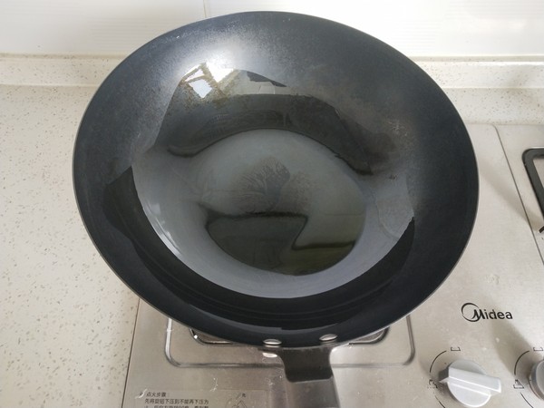 芹菜炒肉的做法-咸鮮味炒菜譜