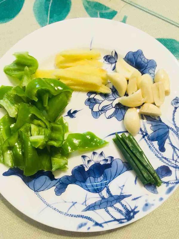 海鮮蝦炒雞的做法-咸鮮味炒菜譜