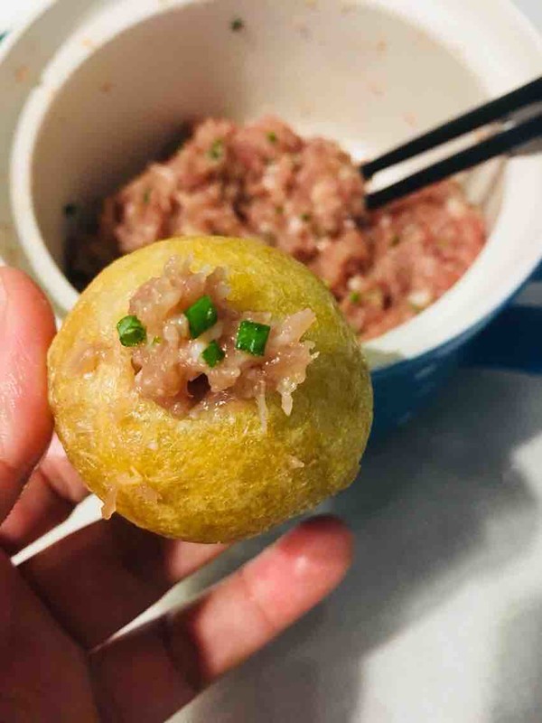 紅燒油面筋塞肉的做法-家常味燒菜譜-易網(wǎng)健康養(yǎng)生網(wǎng) 紅燒油面筋塞肉的做法-家常味燒菜譜