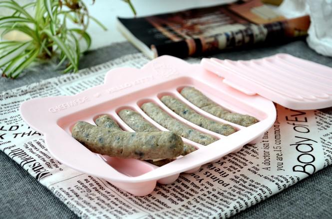 黑椒牛肉香腸的做法-黑椒味蒸菜譜