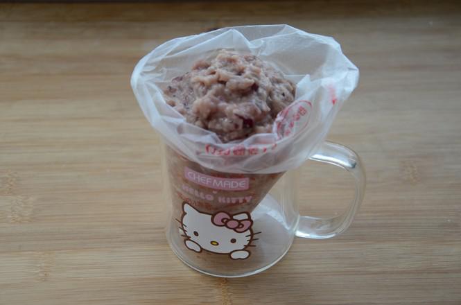 黑椒牛肉香腸的做法-黑椒味蒸菜譜