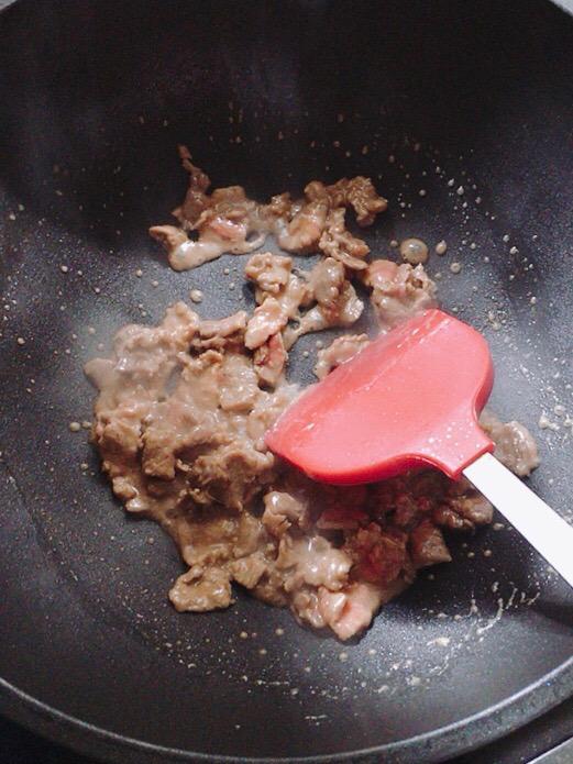 青椒炒牛肉的做法-家常味炒菜譜