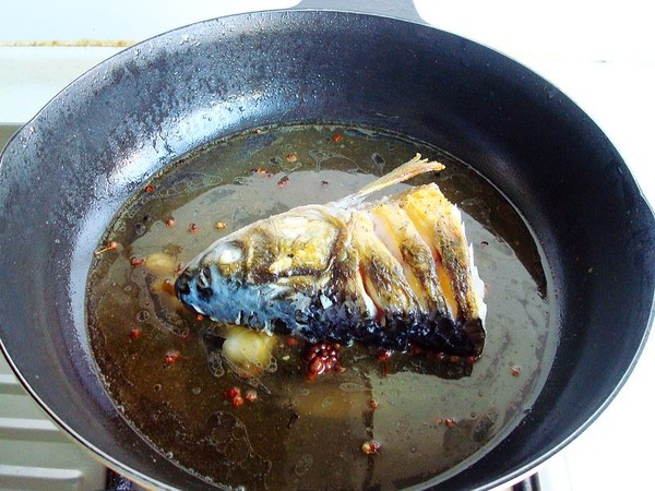 豆腐燉魚頭的做法-家常味燉菜譜