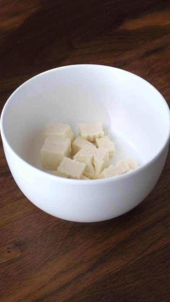 肉泥豆腐蒸蛋的做法-咸鮮味蒸菜譜-易網健康養生網 肉泥豆腐蒸蛋的做法-咸鮮味蒸菜譜