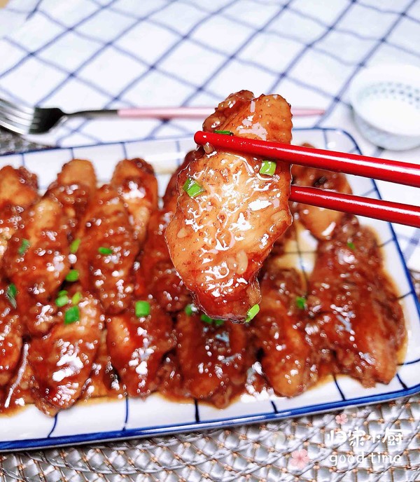 酒釀可樂雞翅的做法-甜味燉菜譜-易網健康養生網 酒釀可樂雞翅的做法-甜味燉菜譜