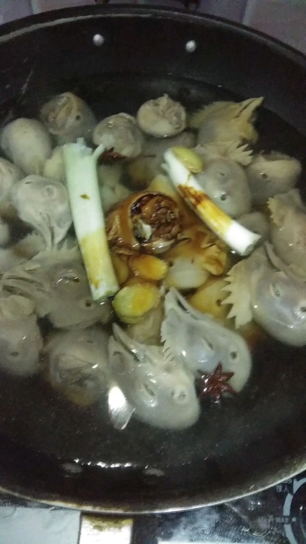 燉雞頭的做法-家常味燉菜譜-易網(wǎng)健康養(yǎng)生網(wǎng) 燉雞頭的做法-家常味燉菜譜