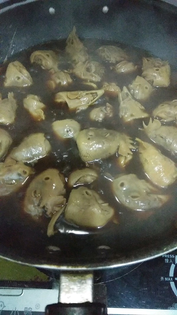 燉雞頭的做法-家常味燉菜譜-易網(wǎng)健康養(yǎng)生網(wǎng) 燉雞頭的做法-家常味燉菜譜