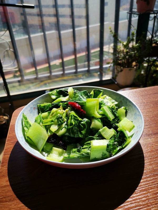 干椒炒苦菜的做法-家常味炒菜譜-易網健康養生網 干椒炒苦菜的做法-家常味炒菜譜