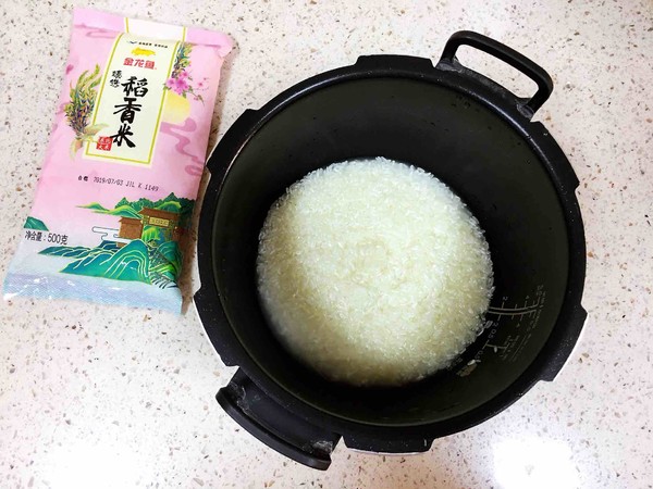 秒殺飯店的宮保雞丁蓋澆飯的做法-咸鮮味炒菜譜-易網健康養生網 秒殺飯店的宮保雞丁蓋澆飯的做法-咸鮮味炒菜譜