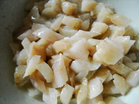 玉米魚丁的做法-家常味炒菜譜