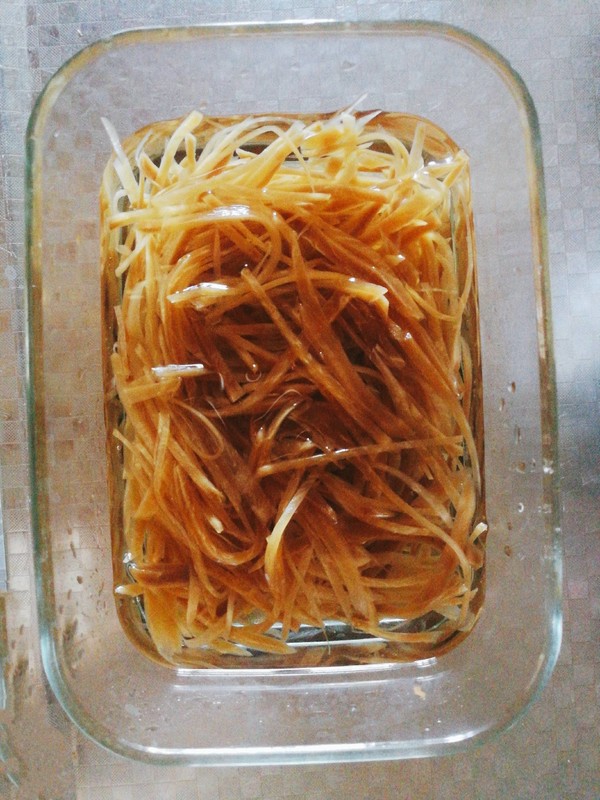 芥菜絲炒黃豆的做法-家常味炒菜譜-易網健康養生網 芥菜絲炒黃豆的做法-家常味炒菜譜