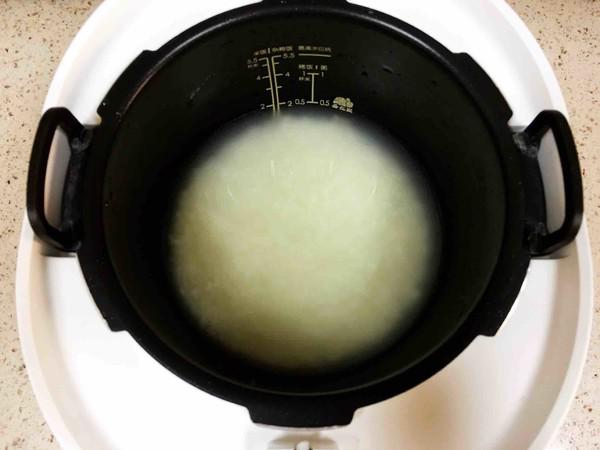 秒殺飯店的宮保雞丁蓋澆飯的做法-咸鮮味炒菜譜-易網健康養生網 秒殺飯店的宮保雞丁蓋澆飯的做法-咸鮮味炒菜譜