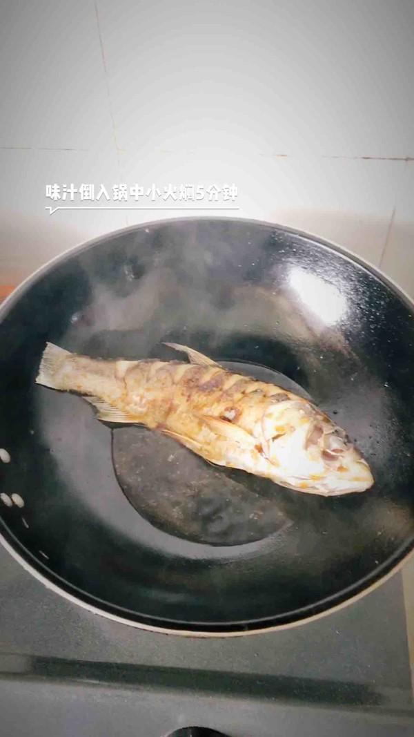 香芹燒花鏈的做法-家常味燒菜譜