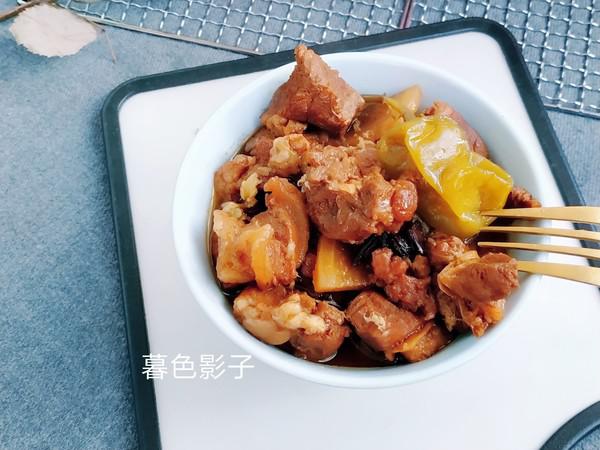 牛氣沖天紅燒牛肉的做法-家常味燉菜譜-易網健康養生網 牛氣沖天紅燒牛肉的做法-家常味燉菜譜