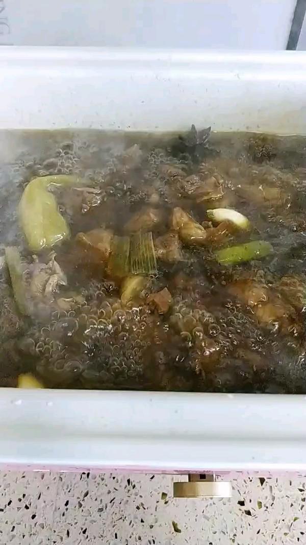 牛氣沖天紅燒牛肉的做法-家常味燉菜譜-易網健康養生網 牛氣沖天紅燒牛肉的做法-家常味燉菜譜