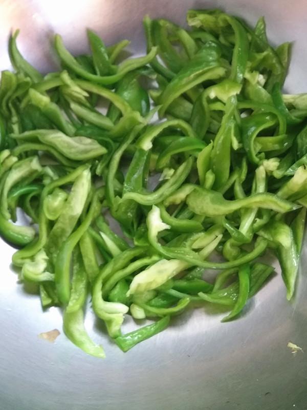 蛋香辣椒的做法-咸鮮味炒菜譜-易網健康養生網 蛋香辣椒的做法-咸鮮味炒菜譜