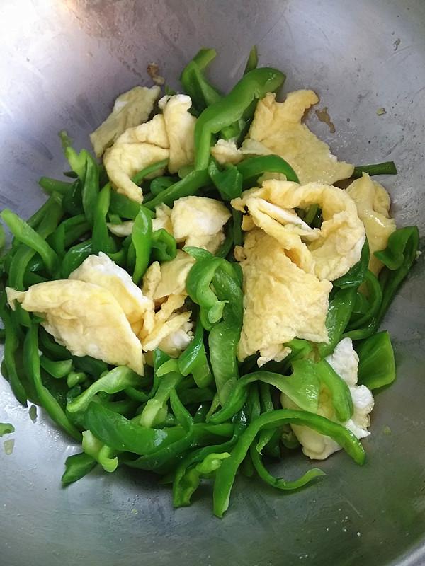 蛋香辣椒的做法-咸鮮味炒菜譜-易網健康養生網 蛋香辣椒的做法-咸鮮味炒菜譜