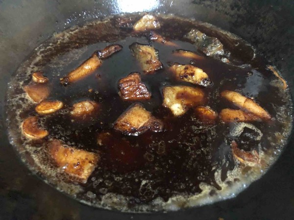 咸魚燒肉的做法-咸鮮味燒菜譜-易網(wǎng)健康養(yǎng)生網(wǎng) 咸魚燒肉的做法-咸鮮味燒菜譜