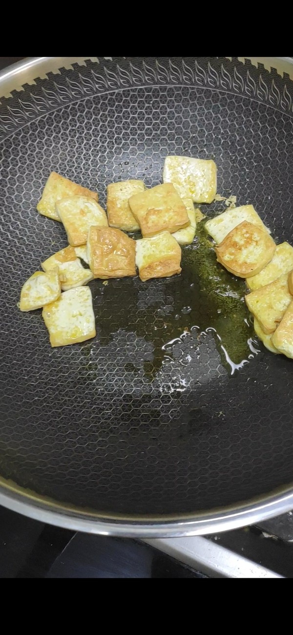 家常青菜豆腐,完美的搭檔,超級(jí)下飯!的做法-家常味煎菜譜-易網(wǎng)健康養(yǎng)生網(wǎng) 家常青菜豆腐,完美的搭檔,超級(jí)下飯!的做法-家常味煎菜譜