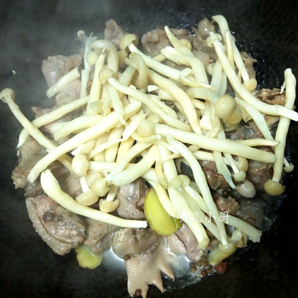 白玉菇燉雞的做法-家常味燉菜譜-易網(wǎng)健康養(yǎng)生網(wǎng) 白玉菇燉雞的做法-家常味燉菜譜