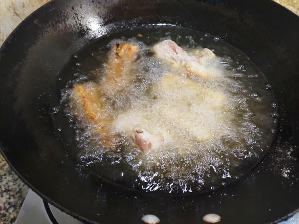 脆皮炸排骨的做法-家常味炸菜譜-易網(wǎng)健康養(yǎng)生網(wǎng) 脆皮炸排骨的做法-家常味炸菜譜