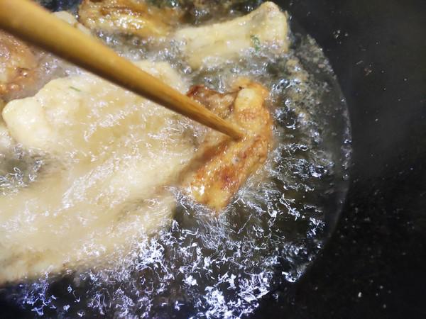 脆皮炸排骨的做法-家常味炸菜譜-易網(wǎng)健康養(yǎng)生網(wǎng) 脆皮炸排骨的做法-家常味炸菜譜