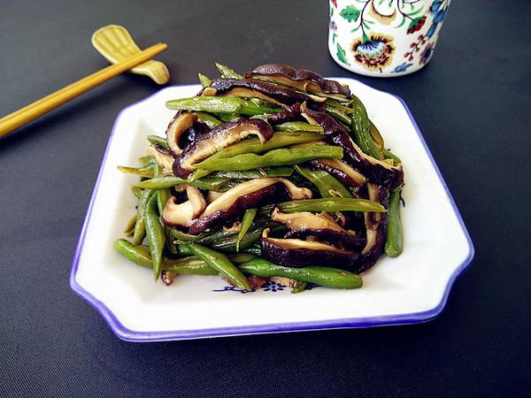 香菇豆角絲的做法-家常味炒菜譜-易網健康養生網 香菇豆角絲的做法-家常味炒菜譜