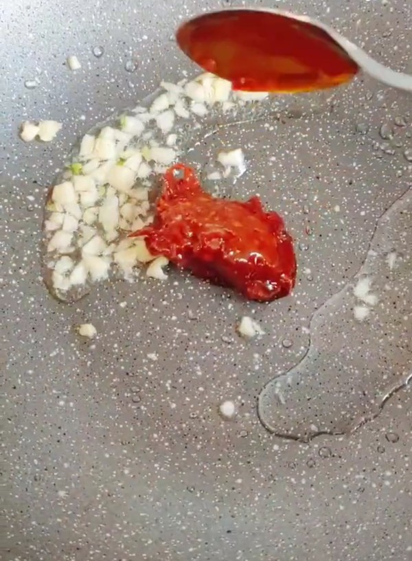 豆花牛柳的做法-麻辣味炒菜譜-易網(wǎng)健康養(yǎng)生網(wǎng) 豆花牛柳的做法-麻辣味炒菜譜