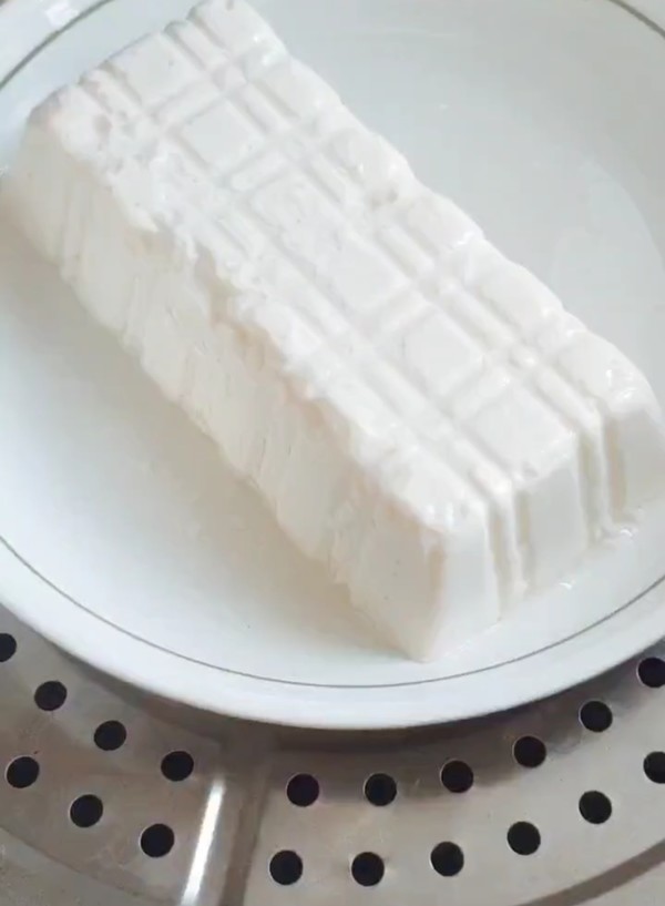 豆花牛柳的做法-麻辣味炒菜譜-易網(wǎng)健康養(yǎng)生網(wǎng) 豆花牛柳的做法-麻辣味炒菜譜