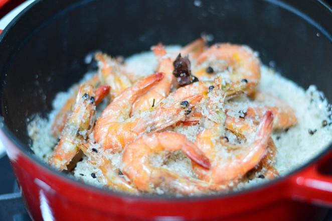 鹽焗蝦的做法-咸鮮味干鍋菜譜-易網(wǎng)健康養(yǎng)生網(wǎng) 鹽焗蝦的做法-咸鮮味干鍋菜譜