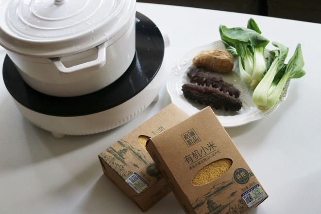 金湯小米海參的做法-咸鮮味煮菜譜-易網<a href=http://www.xllyou.com/ target=_blank class=infotextkey>健康養生</a>網 金湯小米海參的做法-咸鮮味煮菜譜