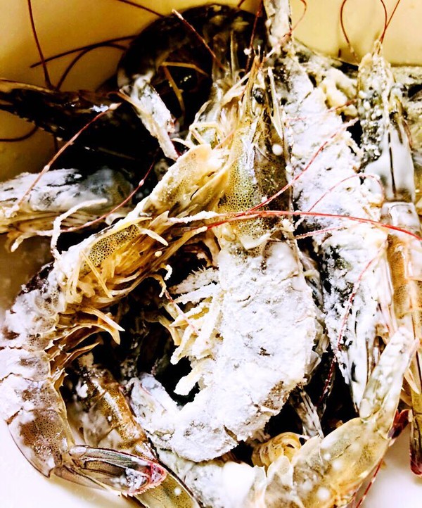 避風塘炒蝦的做法-咸鮮味炒菜譜-易網健康養生網 避風塘炒蝦的做法-咸鮮味炒菜譜