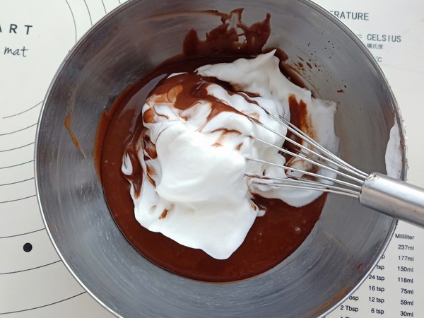 麋鹿蛋糕卷的做法-甜味烤菜譜-易網(wǎng)健康養(yǎng)生網(wǎng) 麋鹿蛋糕卷的做法-甜味烤菜譜