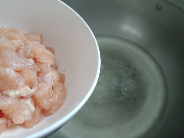 彩蔬雞丁的做法-家常味炒菜譜-易網健康養生網 彩蔬雞丁的做法-家常味炒菜譜