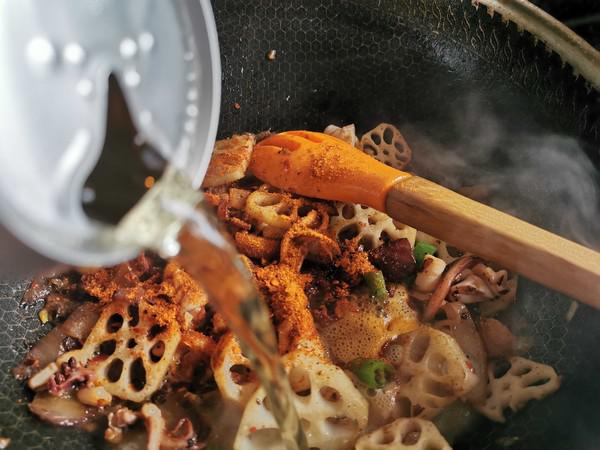 爆炒魷魚的做法-香辣味炒菜譜