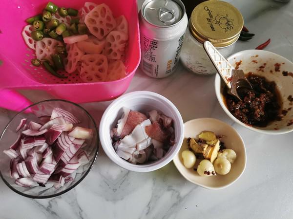 爆炒魷魚的做法-香辣味炒菜譜