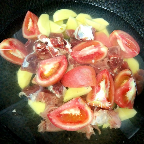 番茄牛肉湯的做法-家常味燉菜譜-易網健康養(yǎng)生網 番茄牛肉湯的做法-家常味燉菜譜