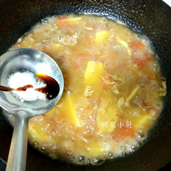 番茄牛肉湯的做法-家常味燉菜譜-易網健康養(yǎng)生網 番茄牛肉湯的做法-家常味燉菜譜