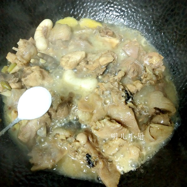 家常炒雞的做法-家常味炒菜譜