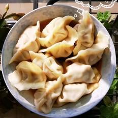 牛肉胡蘿卜餃子的做法-咸鮮味煮菜譜