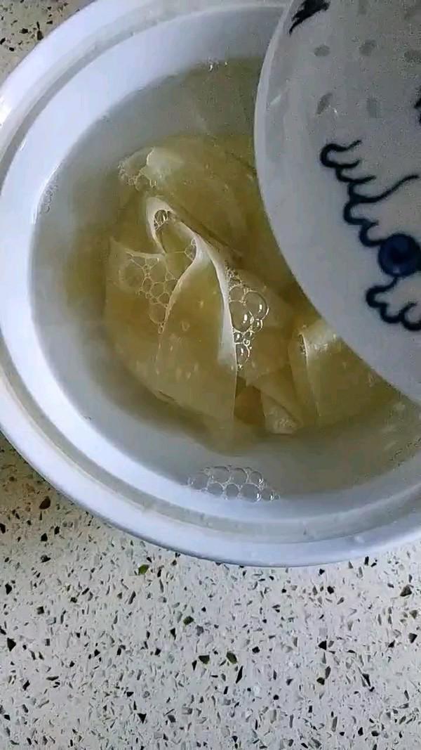 香辣紅油面皮的做法-香辣味煮菜譜-易網<a href=http://www.xllyou.com/ target=_blank class=infotextkey>健康養生</a>網 香辣紅油面皮的做法-香辣味煮菜譜