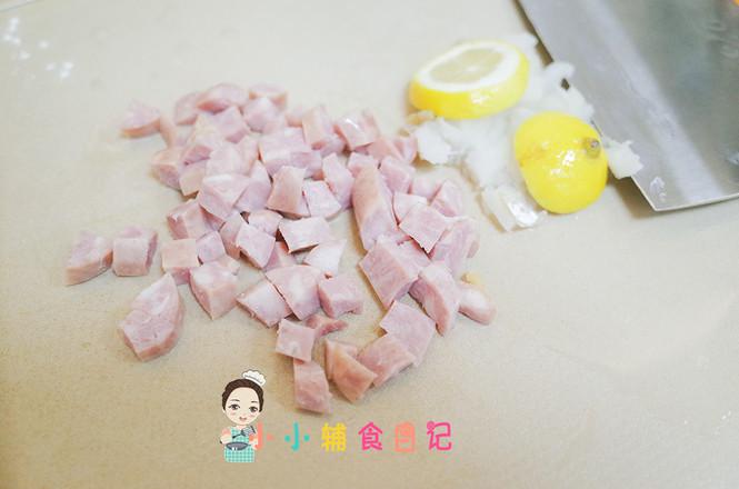 12個月以上香腸鱈魚炒蛋粒粒面的做法-家常味蒸菜譜