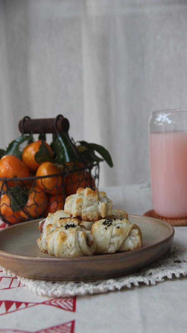 香腸酥皮卷的做法-家常味烤菜譜-易網健康養生網 香腸酥皮卷的做法-家常味烤菜譜