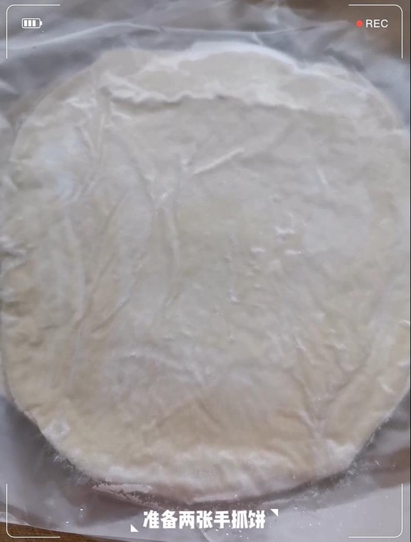 香腸酥皮卷的做法-家常味烤菜譜-易網<a href=http://www.xllyou.com/ target=_blank class=infotextkey>健康養生</a>網 香腸酥皮卷的做法-家常味烤菜譜