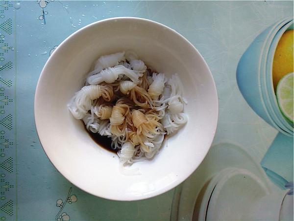 涼拌魔芋結(jié)的做法-酸辣味拌菜譜