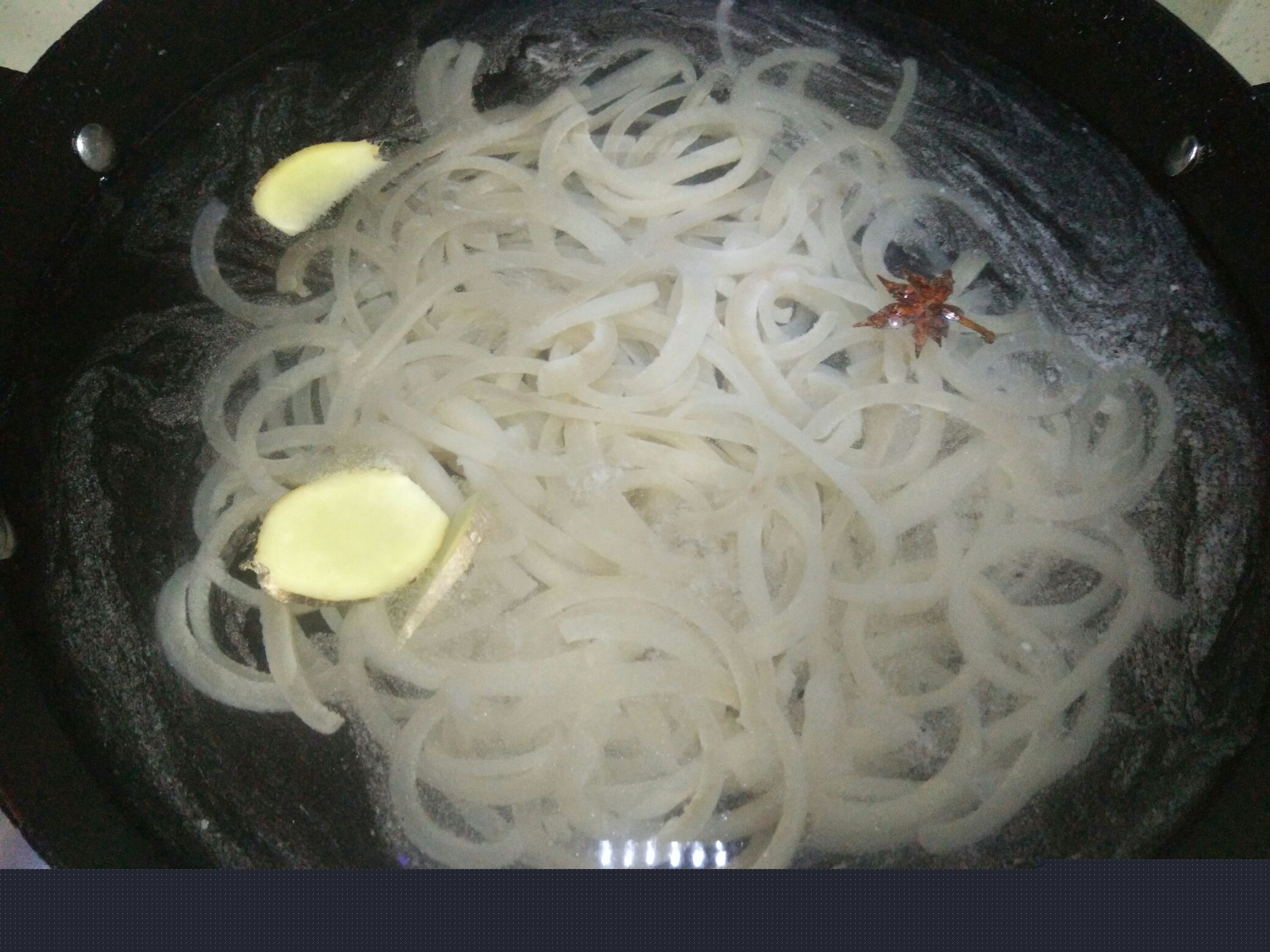 豬皮凍的做法-家常味煮菜譜-易網健康養生網 豬皮凍的做法-家常味煮菜譜