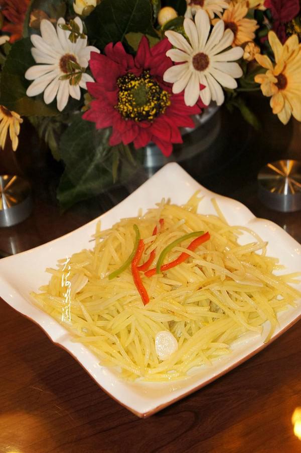爆炒土豆絲的做法-家常味炒菜譜-易網健康養生網 爆炒土豆絲的做法-家常味炒菜譜