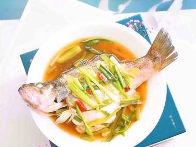 清蒸鱸魚的做法-咸鮮味煮菜譜